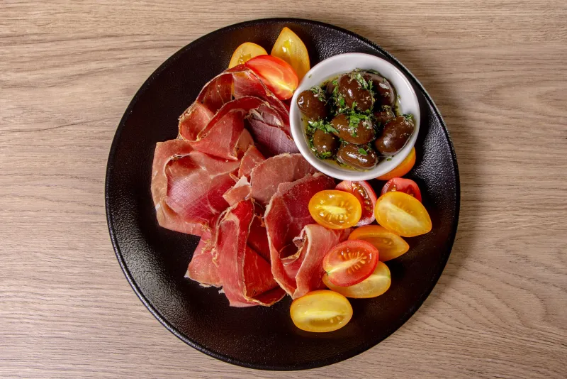 Del campo al plato sin mentiras: cómo el blockchain sabe exactamente de dónde viene tu jamón ibérico
